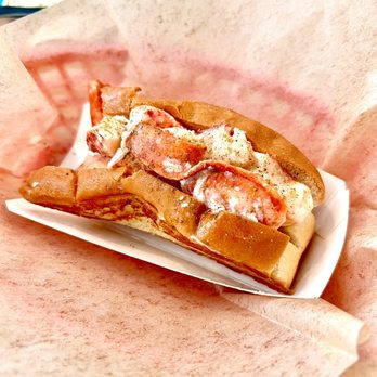 Luke's Lobster - Lobster roll - Seafood Near Me - Seattle, Washington Luke's Lobster - Lobster roll - Seafood Near Me - Seattle, Washington