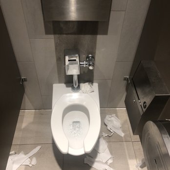 AMC Montclair Place 12 - The least dirty stall - Cinema Near Me - Montclair, California