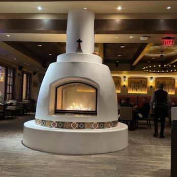 Juniper Steakhouse - Waiting area - Steakhouses Near Me - Bernalillo, New Mexico