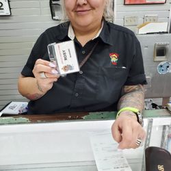 Uncle Dan's Pawn - Rosy