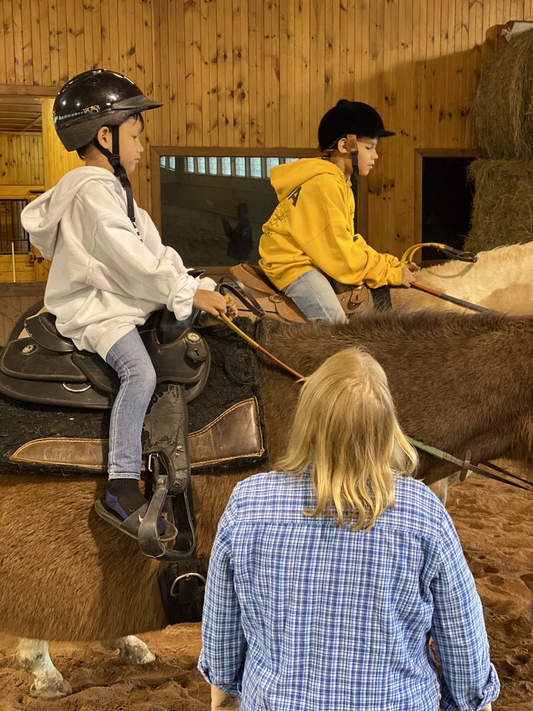 Vanderbeek Farm Logo