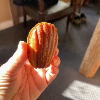 Hôtel Relais Saint Germain - Welcomed by perfect madelines - Hotels Near Me - Paris, 75