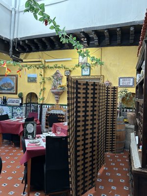 Lo Nuestro Taperia & Restaurante by null