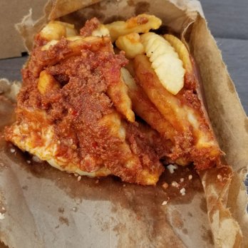 Voss' Bar-B-Q - Chili cheese fries - out of the bag the utica way! - Barbeque Near Me - Yorkville, New York