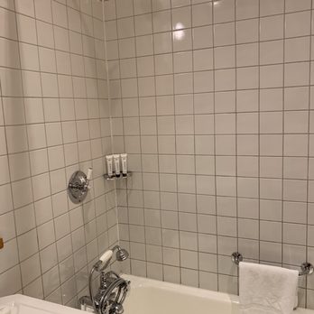 The Clarence Hotel - Shower - Hotels Near Me - Dublin, D The Clarence Hotel - Shower - Hotels Near Me - Dublin, D