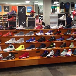 Champs Sports