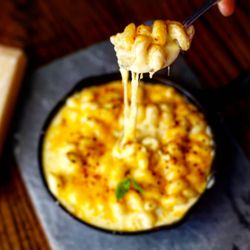 Mad For Chicken - Mac & melted cheese