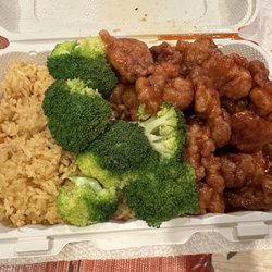 May Chun Garden - General Tao's chicken with pork fried rice: heads up, I asked for more broccoli -- really good!
