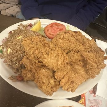 La Caridad 72 - C3. Fried Boneless Chicken Crackling, Combo Fried Rice and Salad - Chinese Near Me - New York, New York