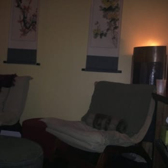 AcuSpa Wellness Center - Peaceful waiting area, flute music... dim lighting... water fountain - Massage Near Me - Pasadena, California AcuSpa Wellness Center - Peaceful waiting area, flute music... dim lighting... water fountain - Massage Near Me - Pasadena, California