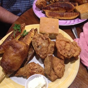 Junkyard Cafe - Fried chicken with fried corn - American Near Me - Simi Valley, California