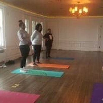 The Mansion at Noble Lane - Yoga with Mic! - Bed & Breakfast Near Me - Bethany, Pennsylvania The Mansion at Noble Lane - Yoga with Mic! - Bed & Breakfast Near Me - Bethany, Pennsylvania