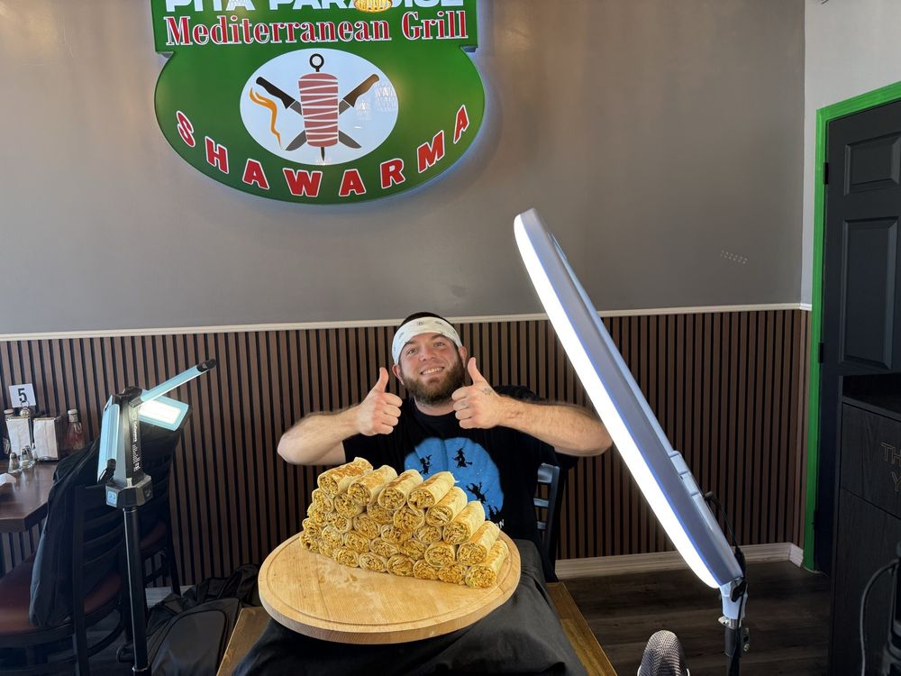 Food from Pita Paradise Mediterranean Grill