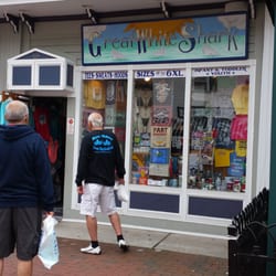 Great White Shark - RUDE owner who DOES Not allow baby in stroller inside store.