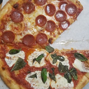 Brooklyn Pie & Cafe - Now you see it..... - Pizza Near Me - Mansfield, Texas
