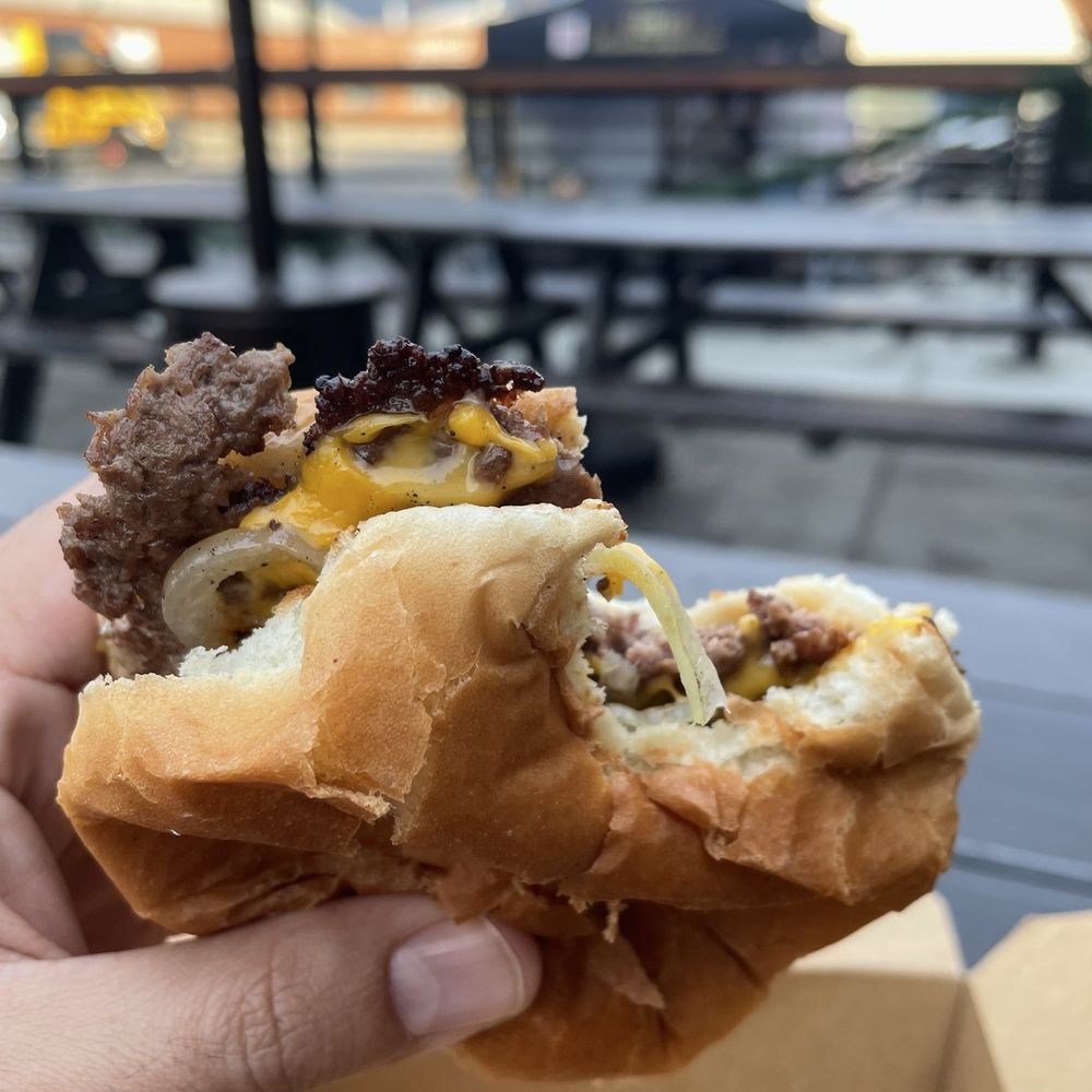 LA Heaven Burger - Burger ! - Food Stands Near Me LA Heaven Burger - Burger ! - Food Stands Near Me
