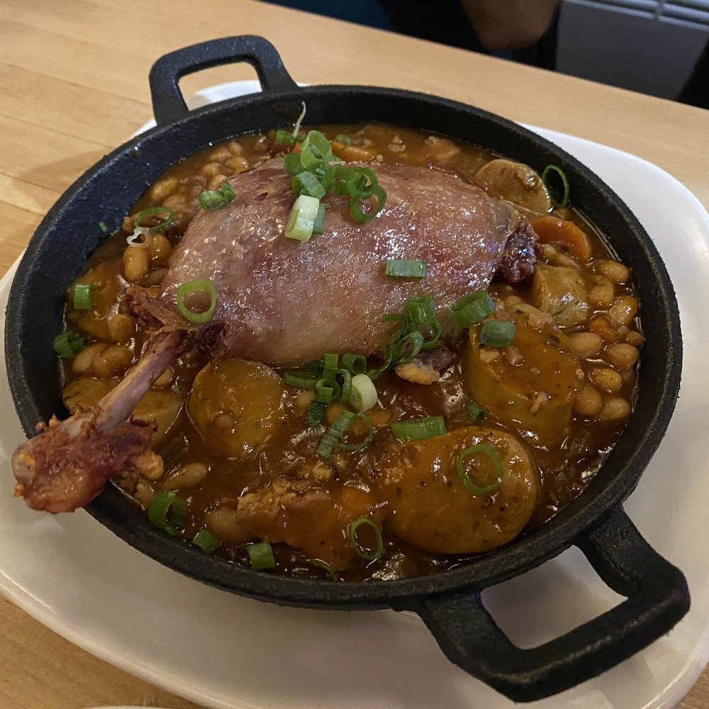 Cassoulet is wonderful, you have to like beans Cassoulet is wonderful, you have to like beans