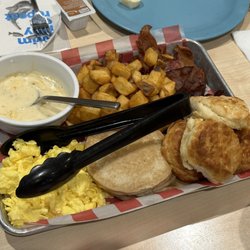 Sandy's Castle Restaurant - Family-style Breakfast Platter
