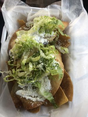 Aqui Es: A Taste Of Mexico by null