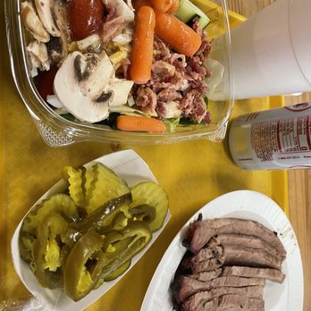 Buzzie's Bar-B-Q - Salad with 1/4 pound of brisket - Barbeque Near Me - Kerrville, Texas Buzzie's Bar-B-Q - Salad with 1/4 pound of brisket - Barbeque Near Me - Kerrville, Texas