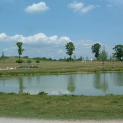 Bürgerpark - Blick übers Wasser zum Kl. Rodelberg