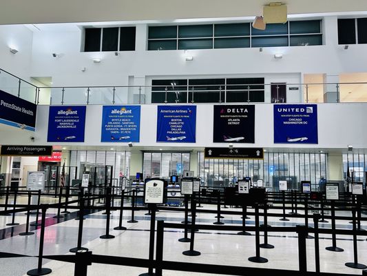 Harrisburg International Airport by null