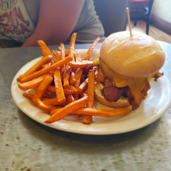 The Brakeman American Grill - Yellowstone (oversized) with sweet potato fries. - Burgers Near Me - Victor, Idaho The Brakeman American Grill - Yellowstone (oversized) with sweet potato fries. - Burgers Near Me - Victor, Idaho