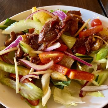 Thai Kitchen - Great duck salad - Thai Near Me - Chester, New Jersey