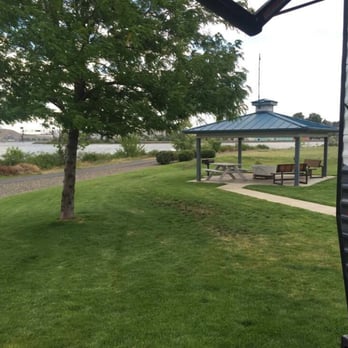 Premier RV Resort - RV Parks Near Me - Clarkston, Washington