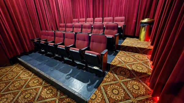 Prytania Theatre by null