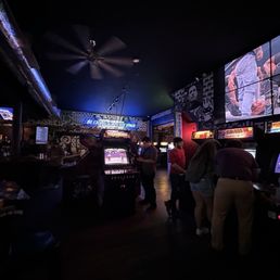 UP-DOWN STL - Updated August 2025 - 331 Photos & 156 Reviews - 405 N ...