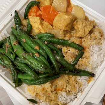 Thai Elephant Express - 2 items + steamed rice. Tofu yellow curry & green beans (SO GOOD) - Thai Near Me - San Jose, California Thai Elephant Express - 2 items + steamed rice. Tofu yellow curry & green beans (SO GOOD) - Thai Near Me - San Jose, California
