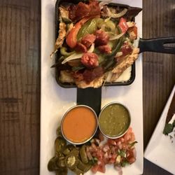 Caracara Mexican Grill - Mixtos a la Plancha