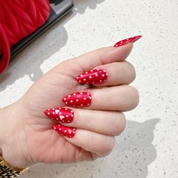 LNT Nails & Spa