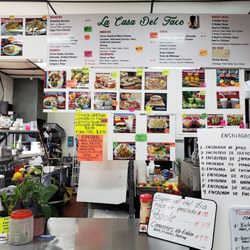 Barno's Deli & Liquor