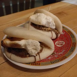 Steamed Buns Steamed Buns
