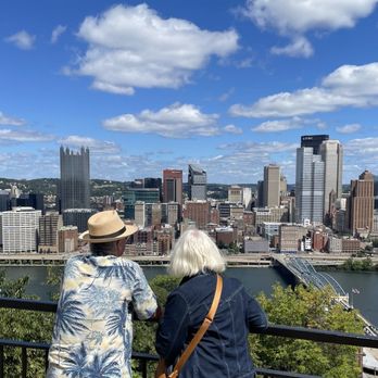 Monongahela Incline - Downtown view from the Fagan overlook next to the upper station - Landmarks & Historical Buildings Near Me - Pittsburgh, Pennsylvania