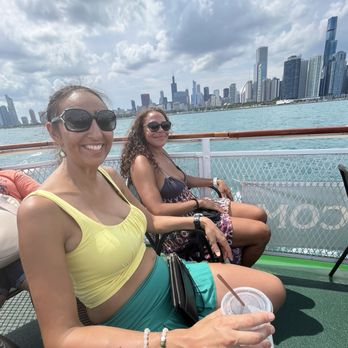First Lady - Chilling and enjoying the views - Boating Near Me - Chicago, Illinois