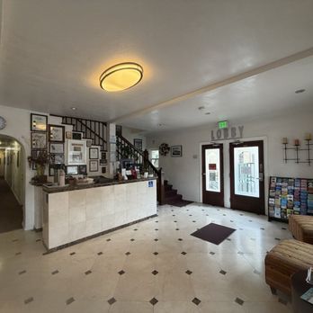 El Primero Hotel - Hotel Lobby - Hotels Near Me - Chula Vista, California