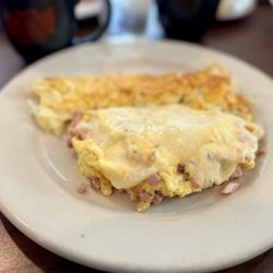 Los Altos Breakfast Lunch - Ham & Cheese Omlette