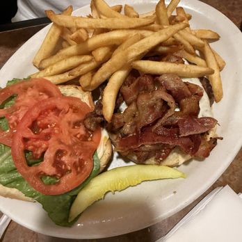 Cortland Diner - Cheeseburger deluxe - Diners Near Me - Cortland, New York Cortland Diner - Cheeseburger deluxe - Diners Near Me - Cortland, New York