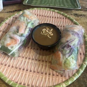 Saigon Kitchen - A6) Gi Cun (V) (2 summer rolls) - Vietnamese Near Me - Raleigh, North Carolina
