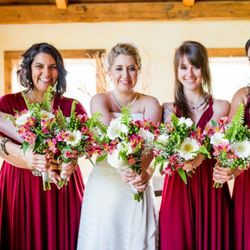 Maplehurst Florist - Beautiful flower bouquets and table arrangements!
