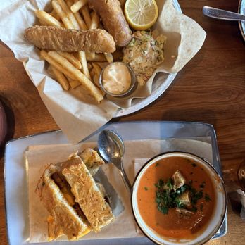 Lazy Dog Restaurant & Bar - 1/2 Sandwich + Soup (Lunch) - New American Near Me - Newark, California Lazy Dog Restaurant & Bar - 1/2 Sandwich + Soup (Lunch) - New American Near Me - Newark, California