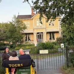 Victoria Pedicab Company - Photo a friend of a friend took from their horse-drawn carriage as they passed by Emily's historic home.