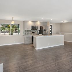Basin Floors - Mobile Showroom