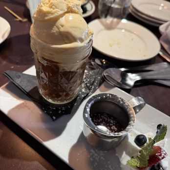 Juleps Kentucky Tavern - Mason Jar Apple Pie - Comfort Food Near Me - Ashburn, Virginia
