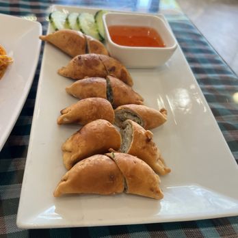 Monorom Cambodian Restaurant - Chicken Dumplings! - Cambodian Near Me - Long Beach, California