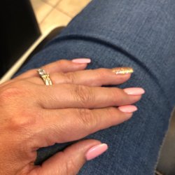 Diamond Nails and Spa