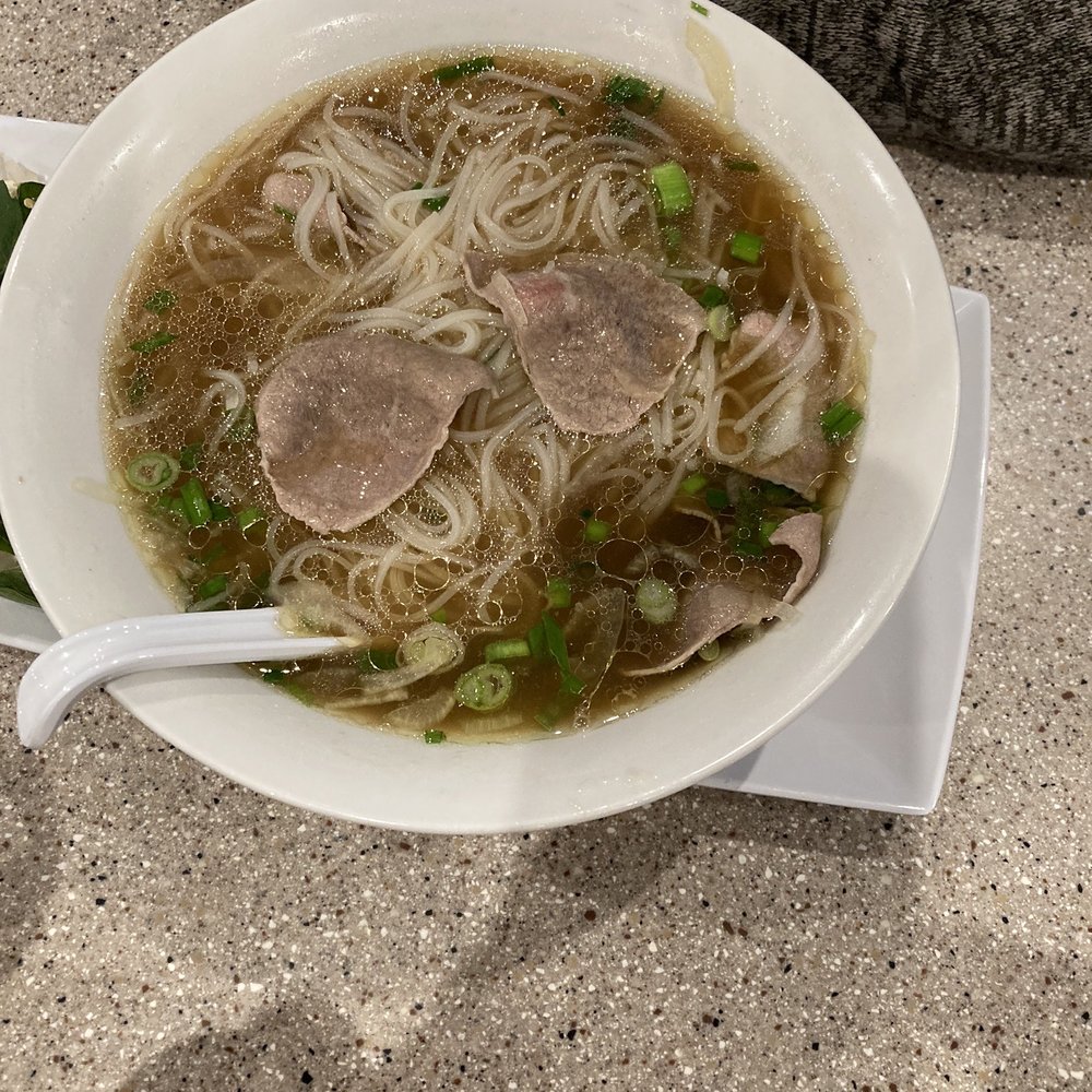 Pho Kitchen - Pho beef, (also $18.99) very bland. - Vietnamese Near Me - Pinetop-Lakeside, Arizona Pho Kitchen - Pho beef, (also $18.99) very bland. - Vietnamese Near Me - Pinetop-Lakeside, Arizona